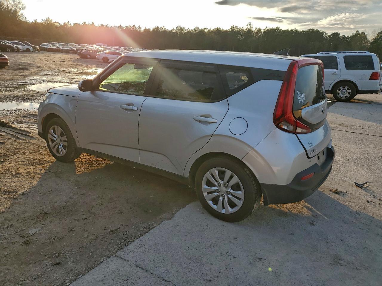 2021 Kia Soul Lx - Фото 2