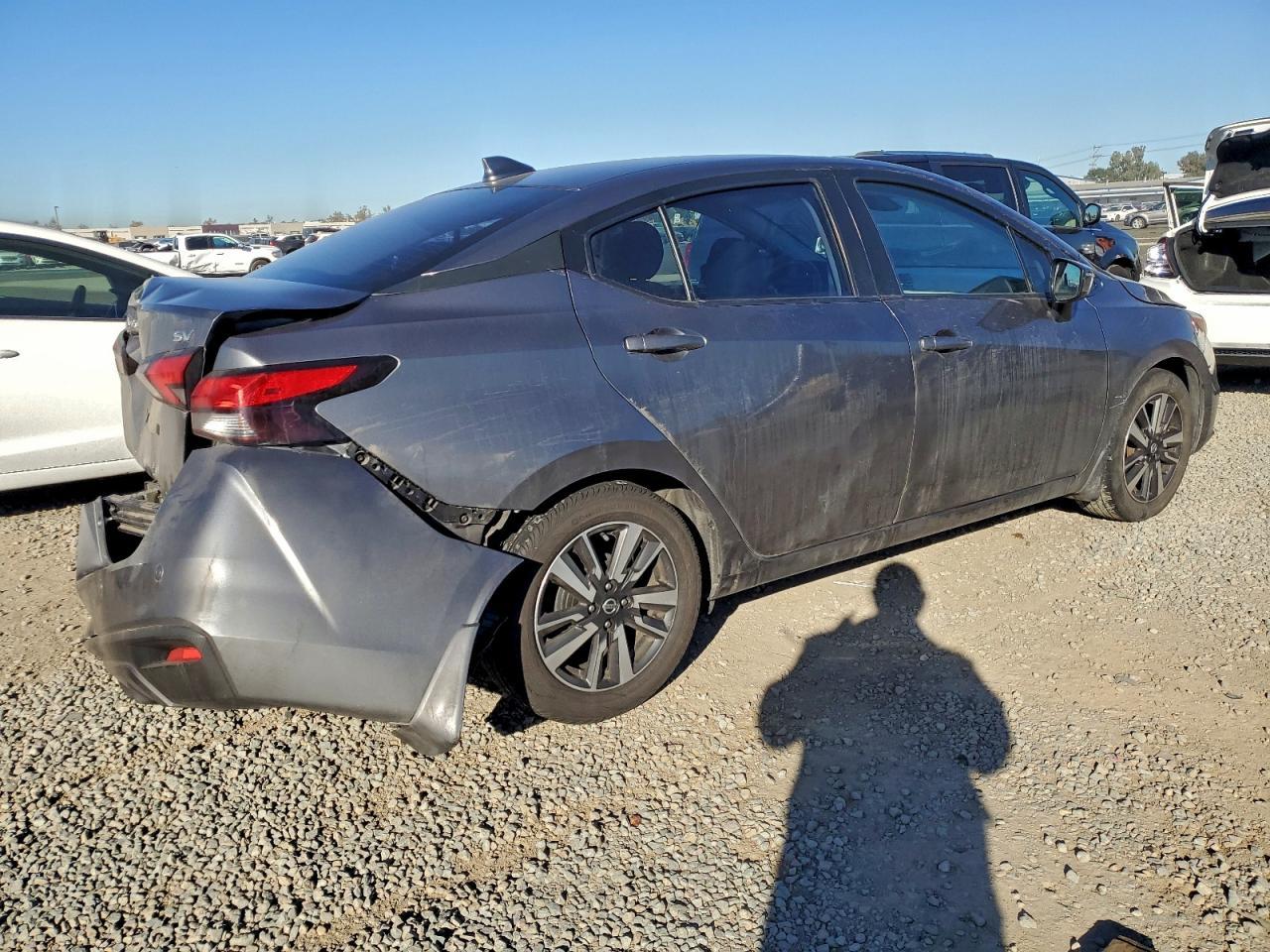 2021 Nissan Versa Sv - Фото 3