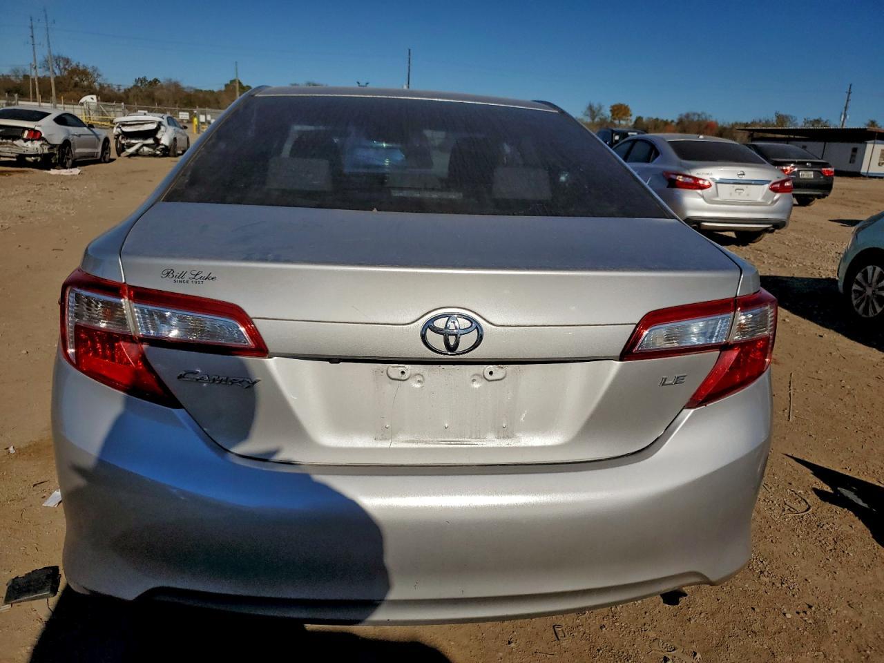 2014 Toyota Camry L - Фото 6