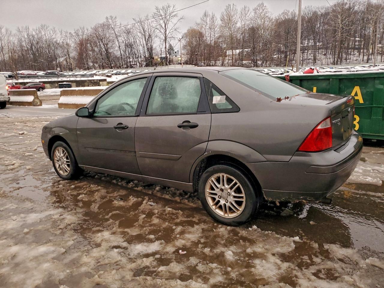 2005 Ford Focus Zx4 - Фото 2