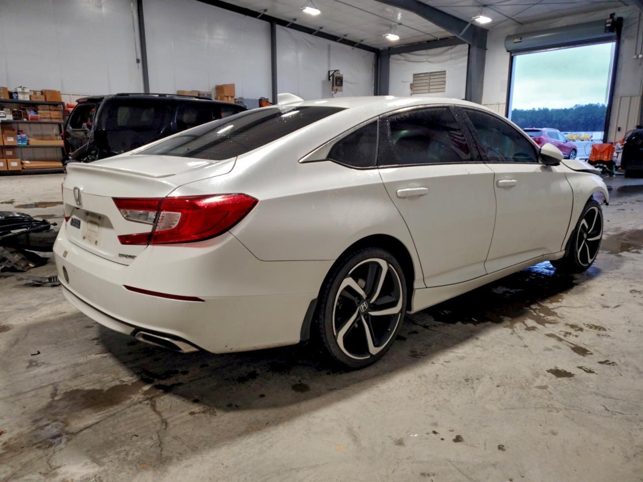 2019 Honda Accord Sport - Фото 3