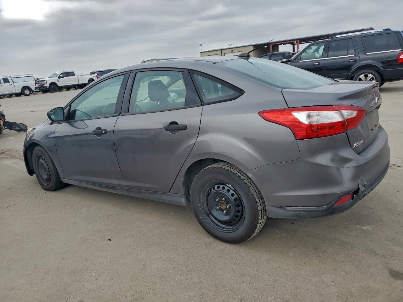2013 Ford Focus S - Image 2