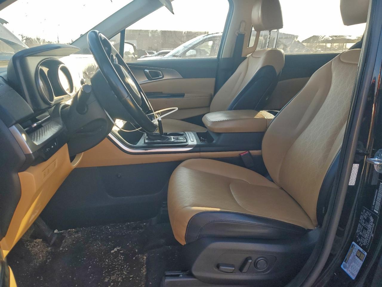 2022 Kia Carnival Lx - Фото 7