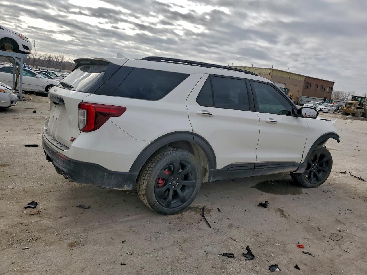 2020 Ford Explorer St - Фото 3