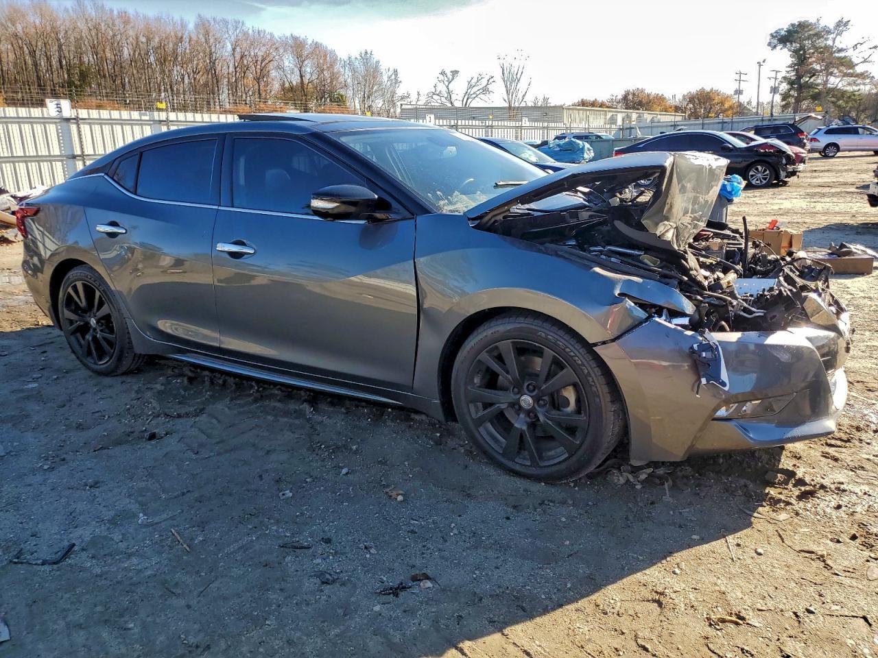 2017 Nissan Maxima 3.5S - Фото 4