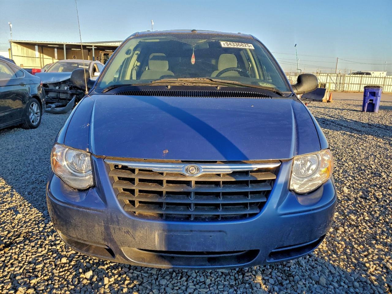 2007 Chrysler Town & Country Touring - Фото 5