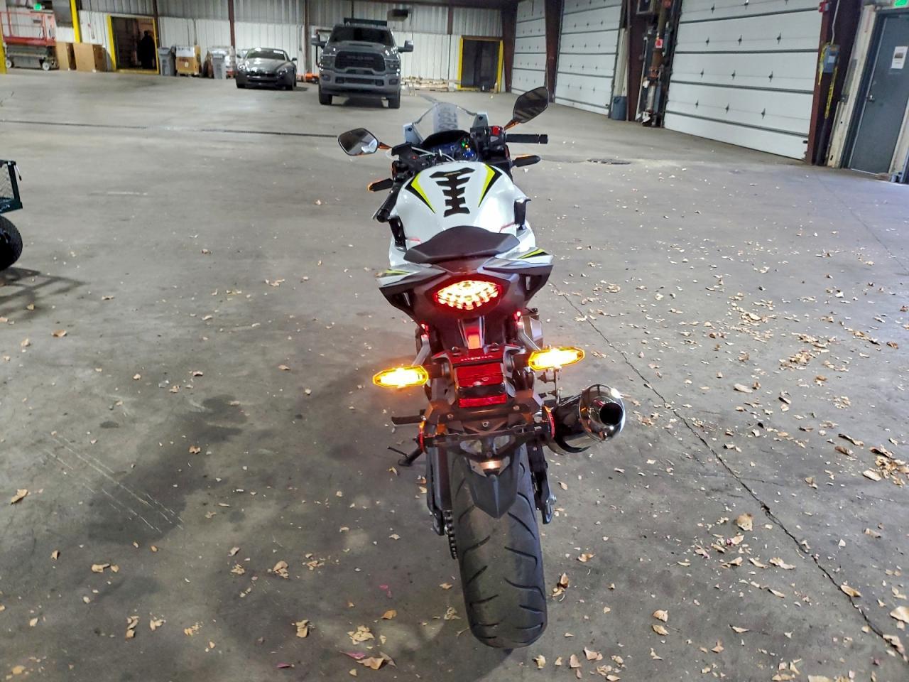 2021 Hond Cbr 500R - Image 4