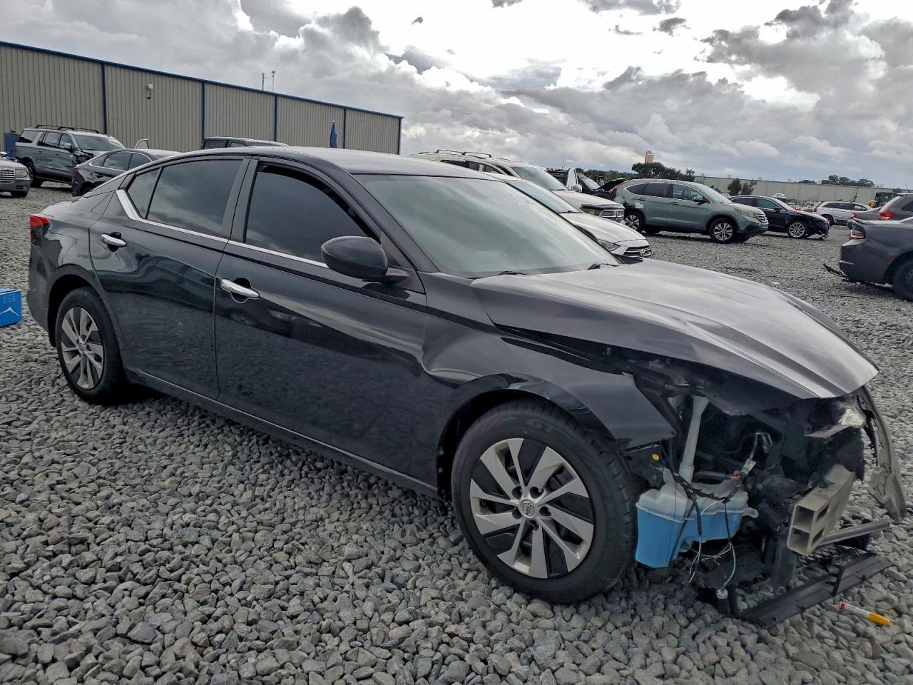 2020 Nissan Altima S - Фото 4