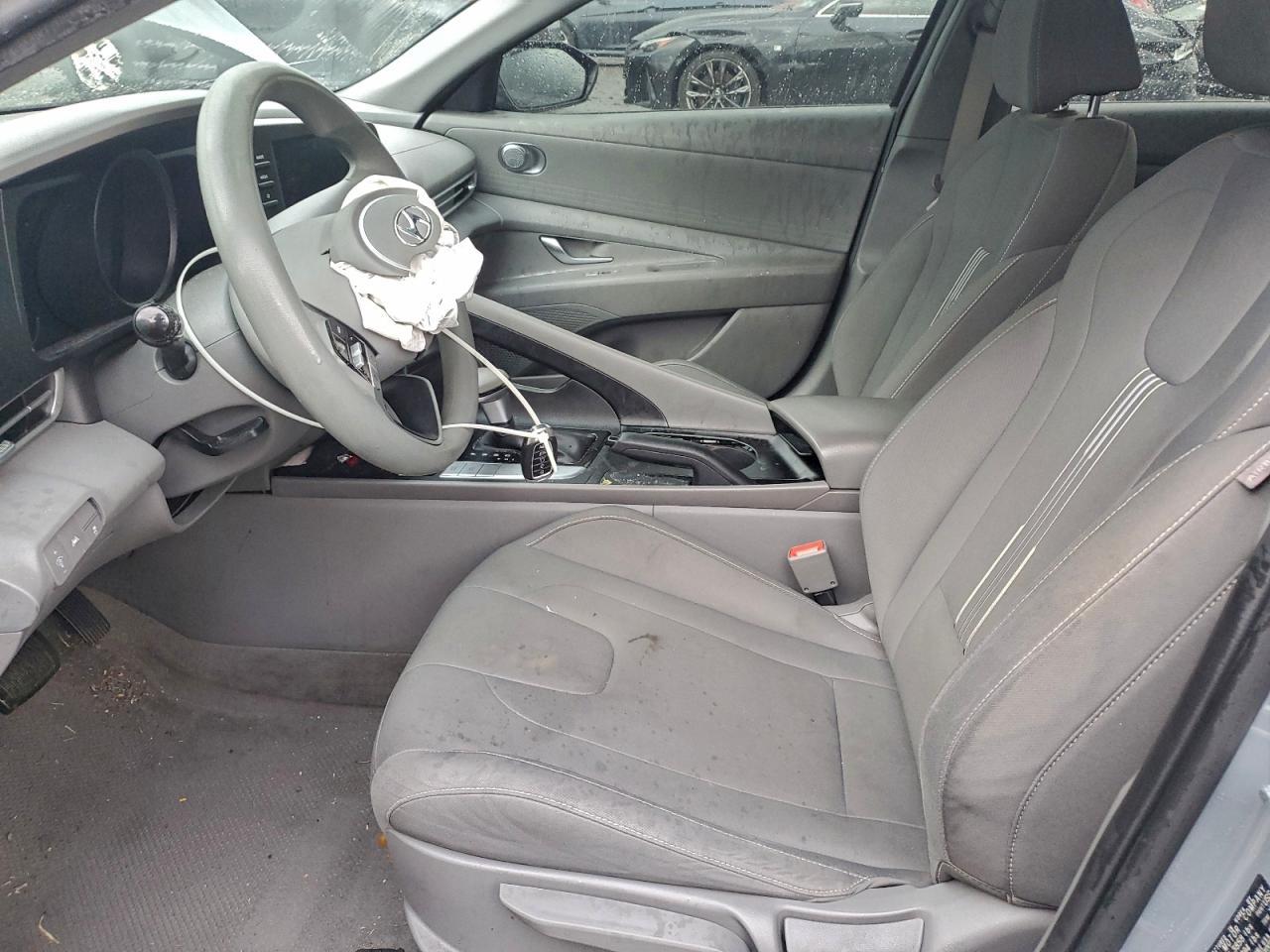 2022 Hyundai Elantra Sel - Image 7