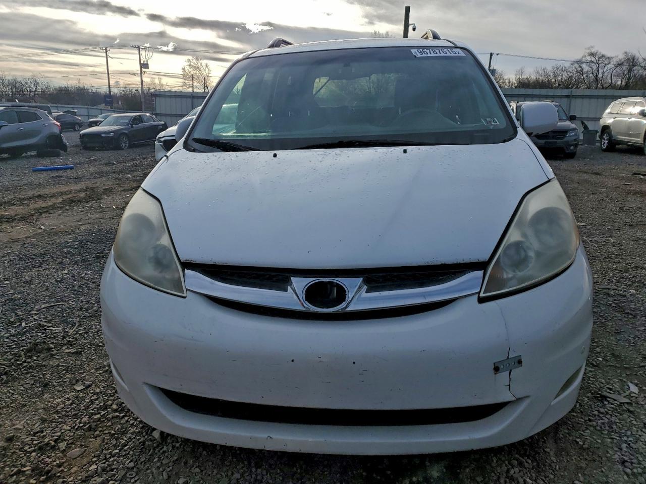2007 Toyota Sienna Xle - Image 5