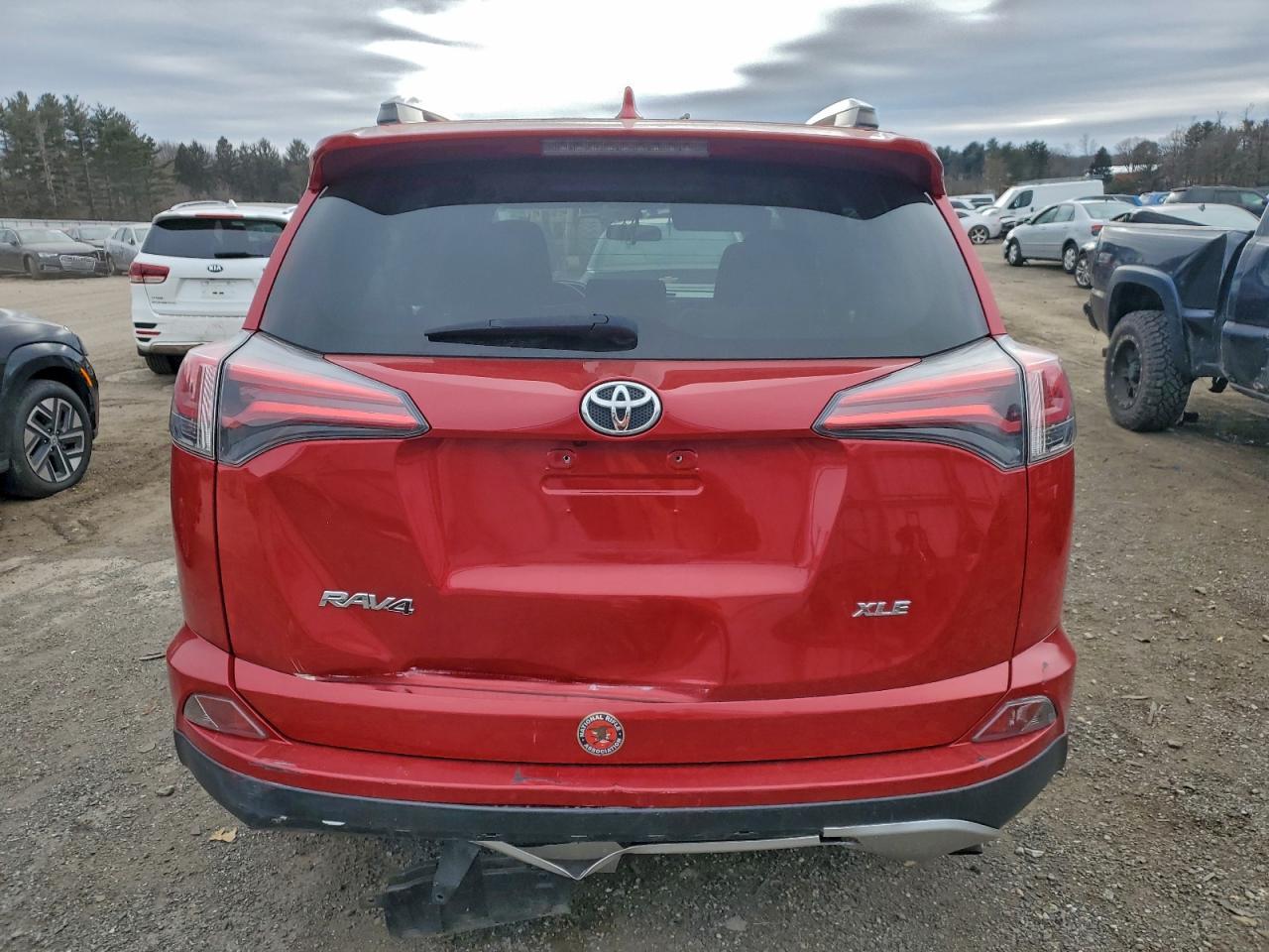 2016 Toyota Rav4 Xle - Фото 6