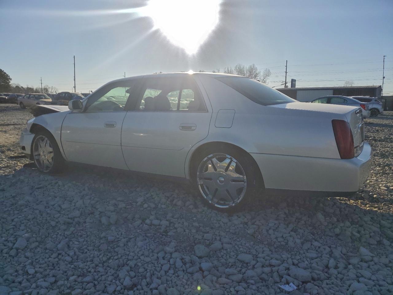 2001 Cadillac Deville - Image 2