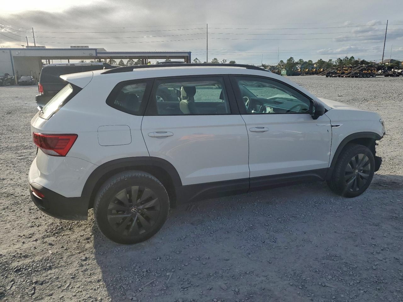 2024 Volkswagen Taos S - Фото 3