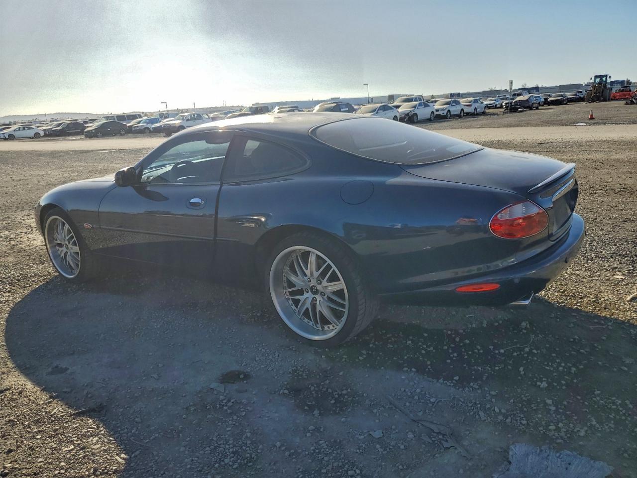 2001 Jaguar Xkr - Image 2