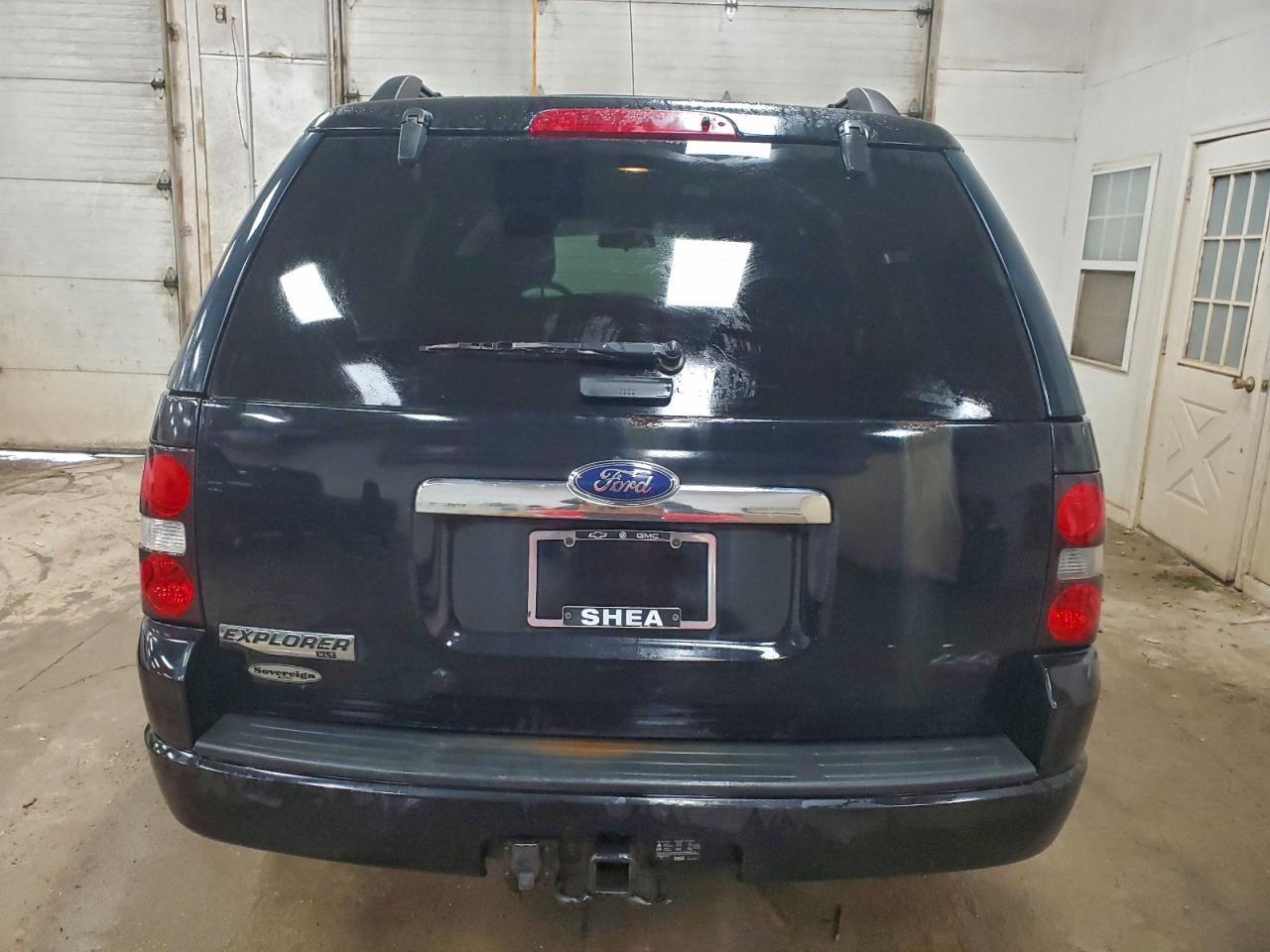 2009 Ford Explorer Xlt - Image 6