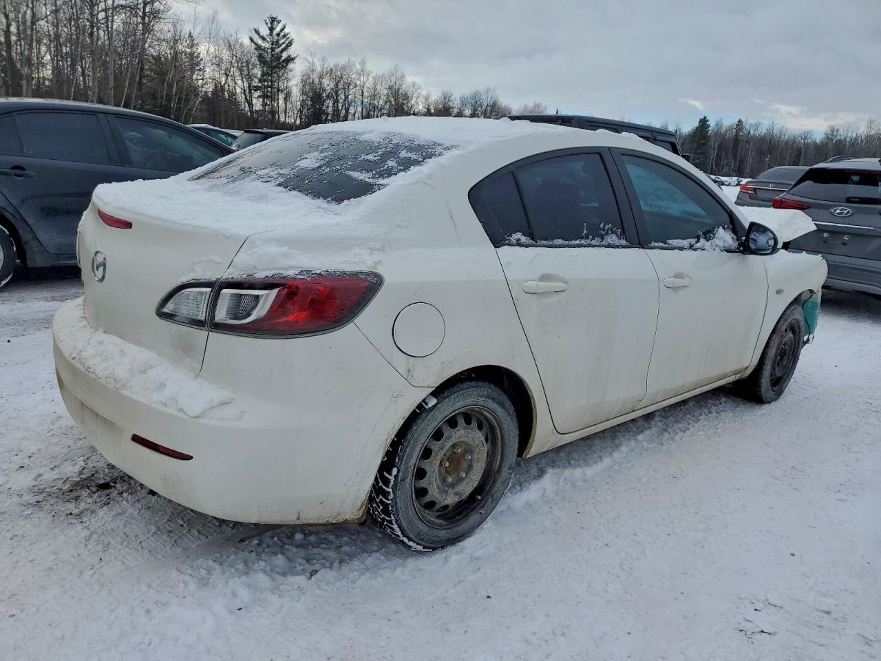 2013 Mazda 3 I - Image 3