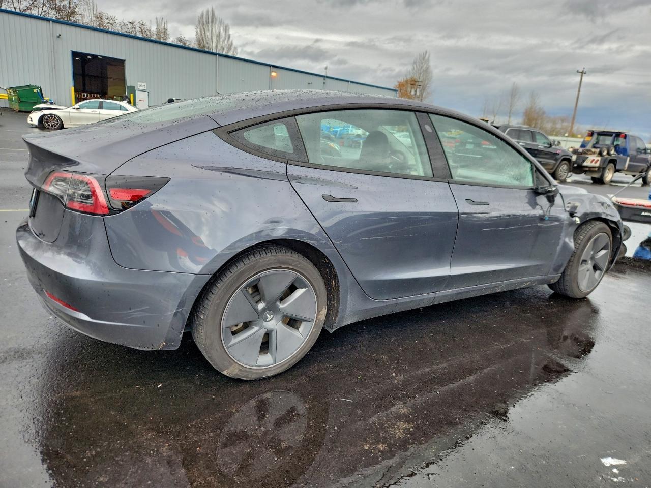 2023 Tesla Model 3 - Image 3