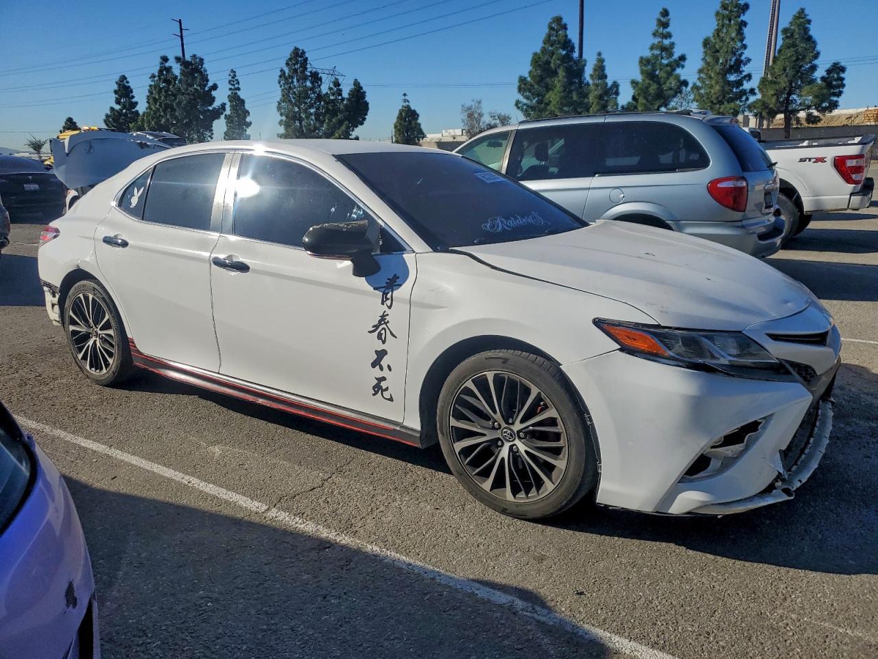 2019 Toyota Camry L - Фото 4