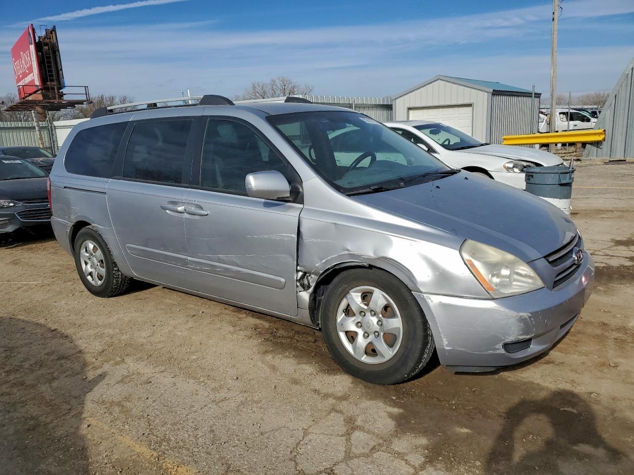 2006 Kia Sedona Ex - Image 4