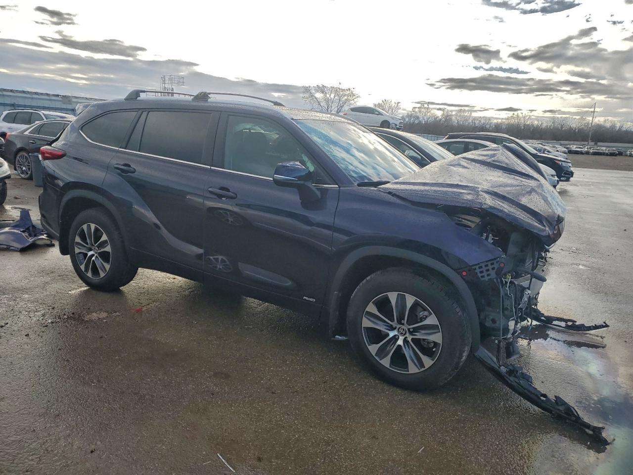 2023 Toyota Highlander - Фото 4