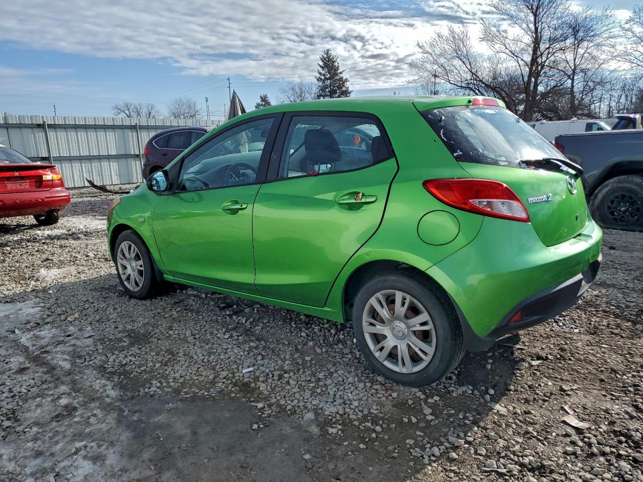 2013 Mazda Mazda2 - Фото 2