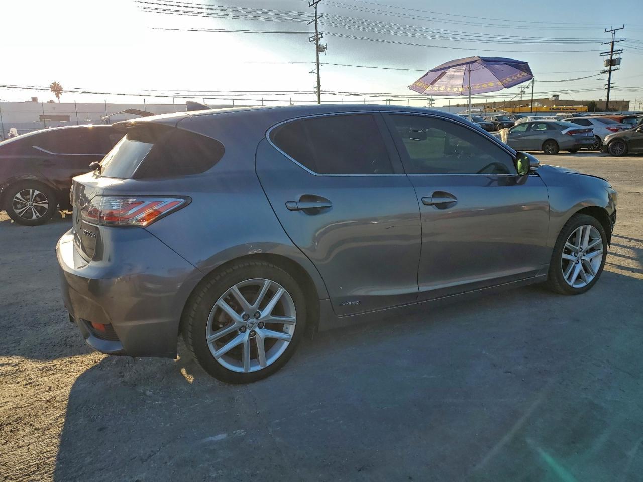 2016 Lexus Ct 200 - Image 3