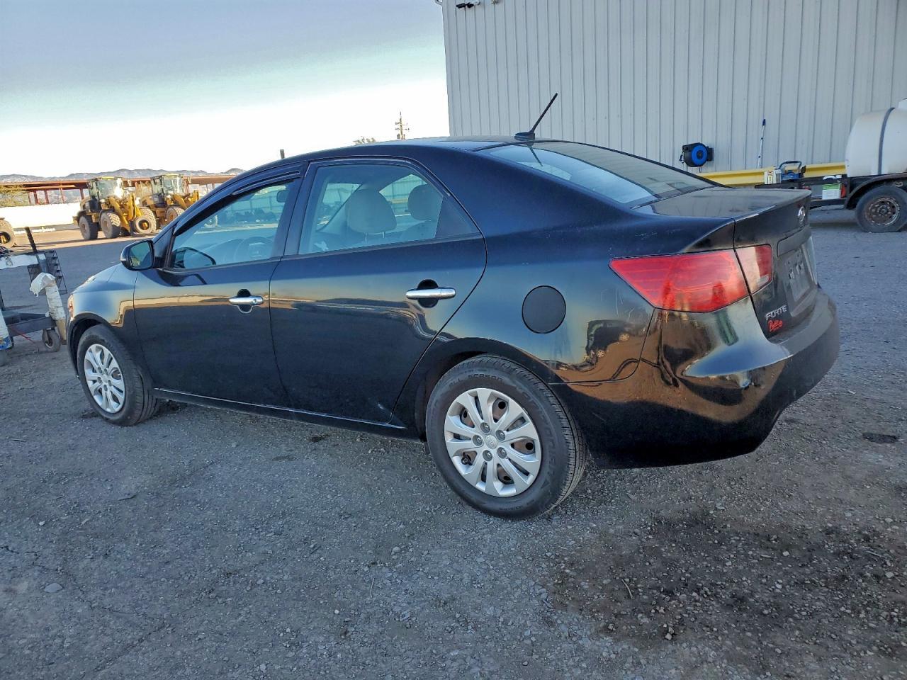 2011 Kia Forte Ex - Фото 2