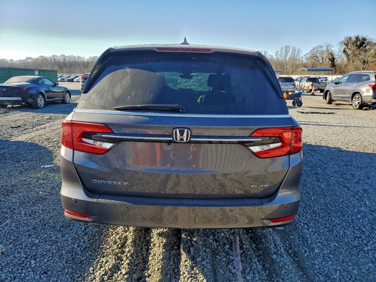 2024 Honda Odyssey Elite - Image 6