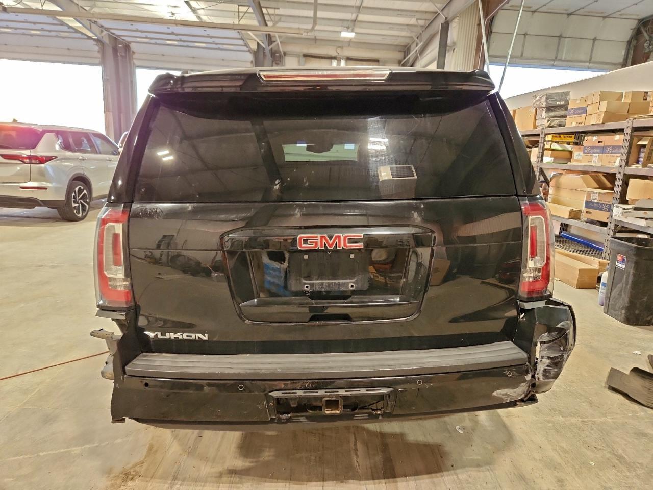 2017 GMC Yukon Slt - Фото 6