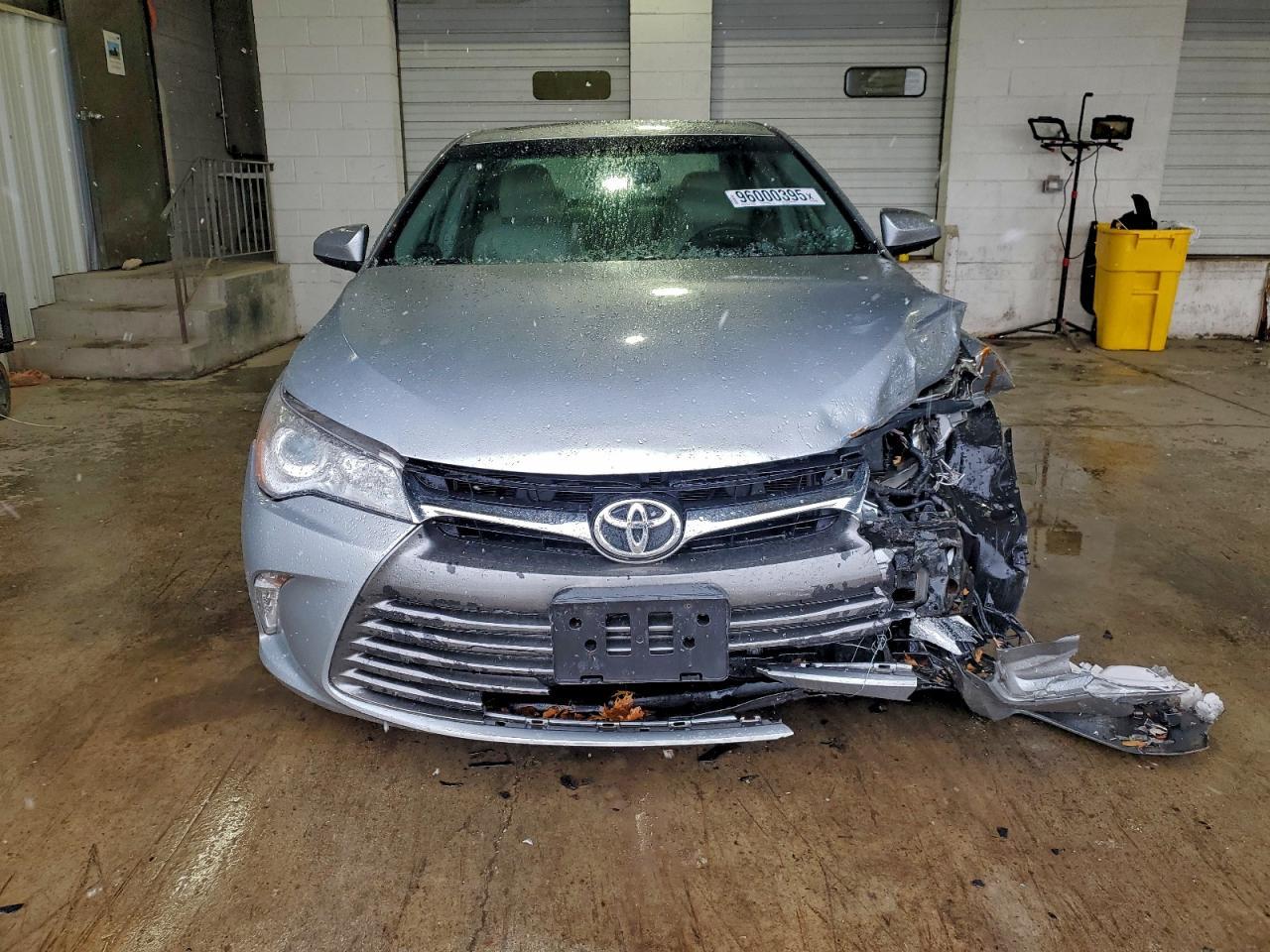 2017 Toyota Camry Le - Фото 5
