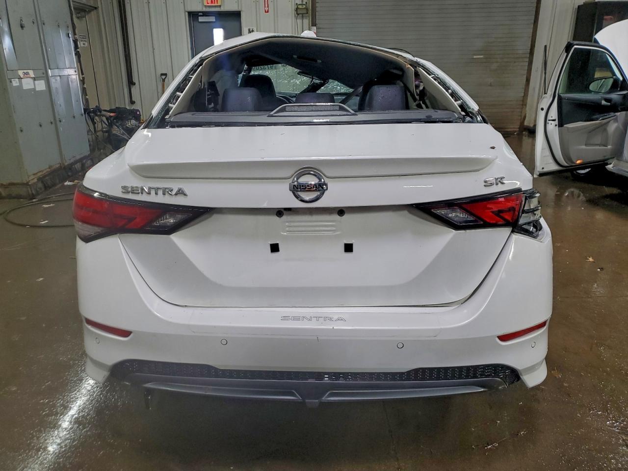 2021 Nissan Sentra Sr - Фото 6