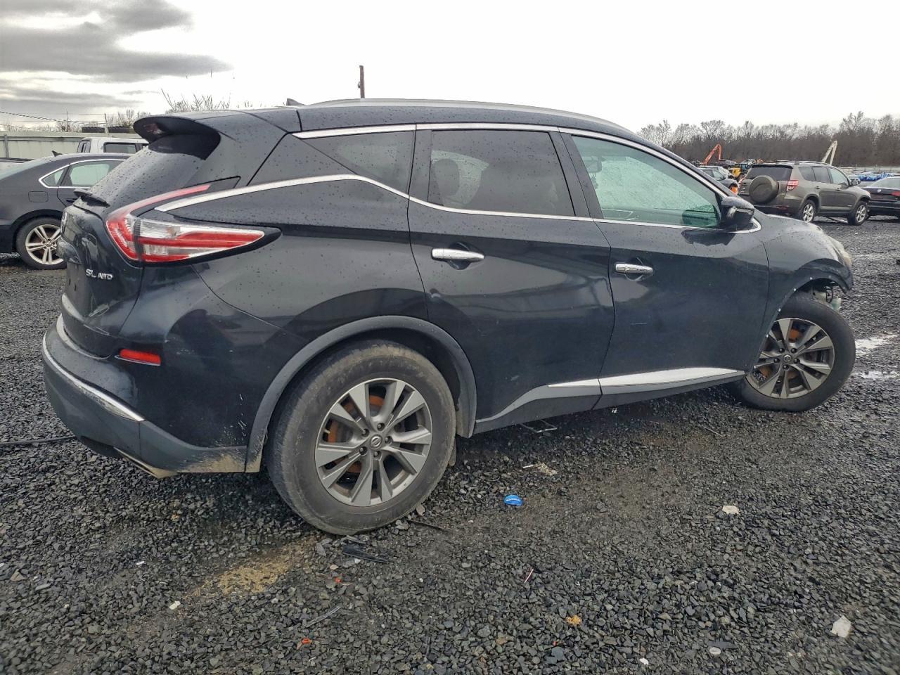 2015 Nissan Murano S - Image 3