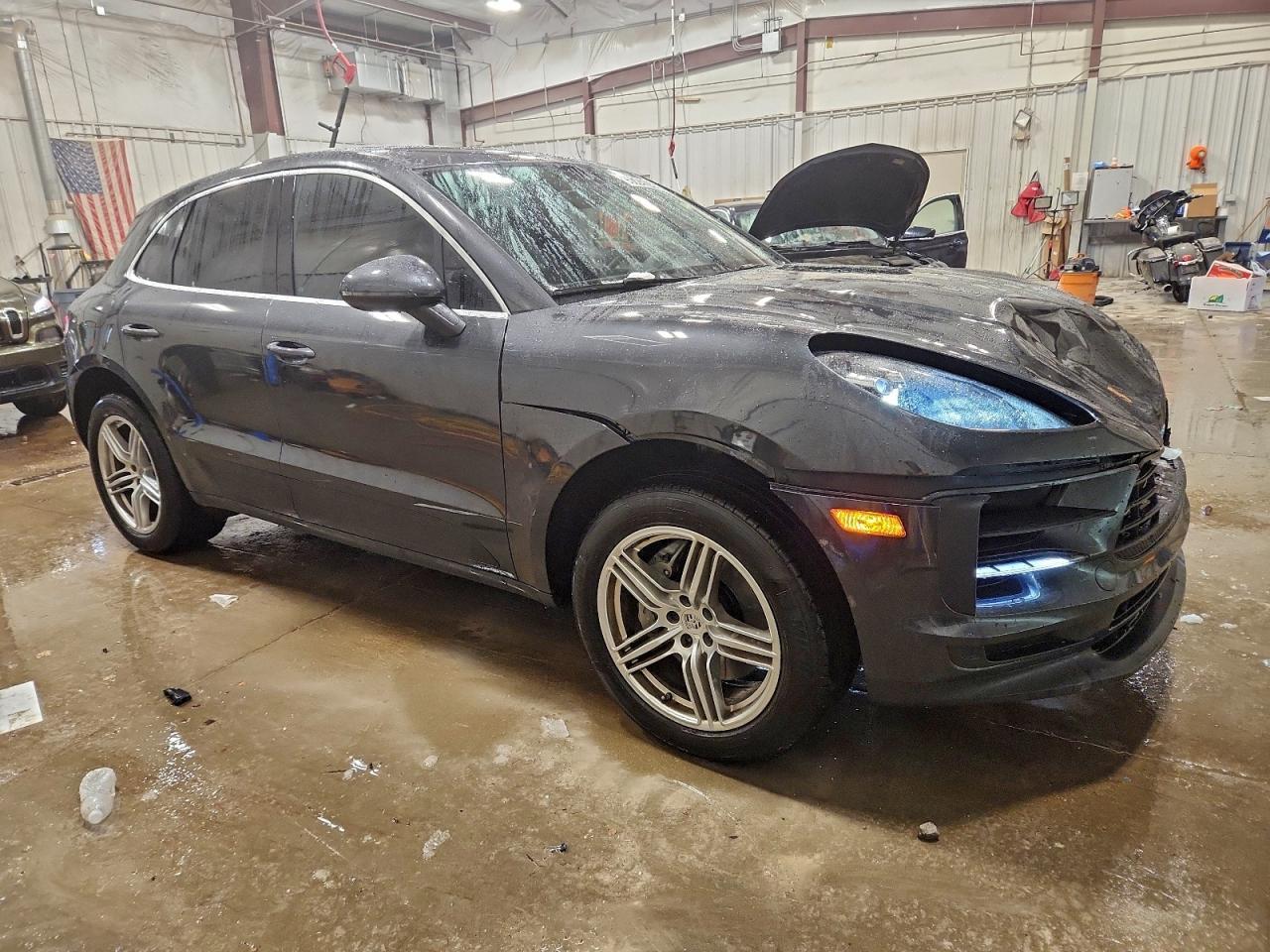 2021 Porsche Macan S - Image 4