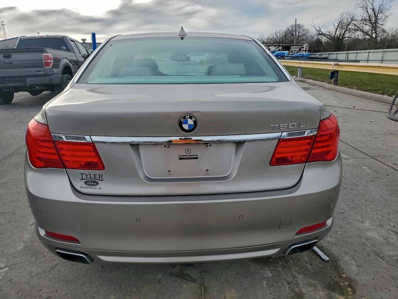2009 BMW 750 Li - Фото 6