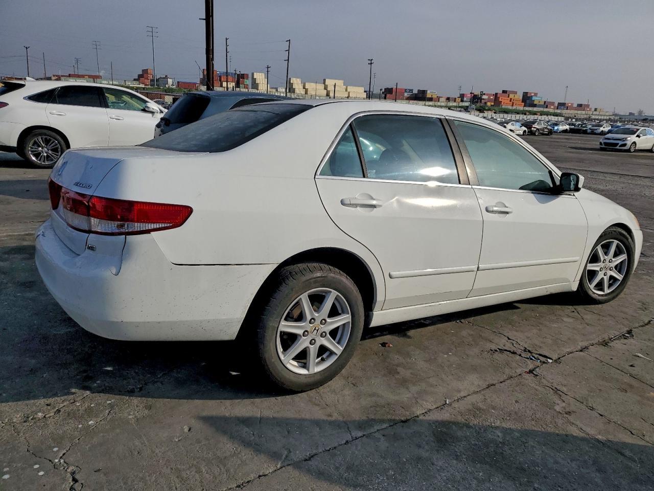 2003 Honda Accord - Фото 3