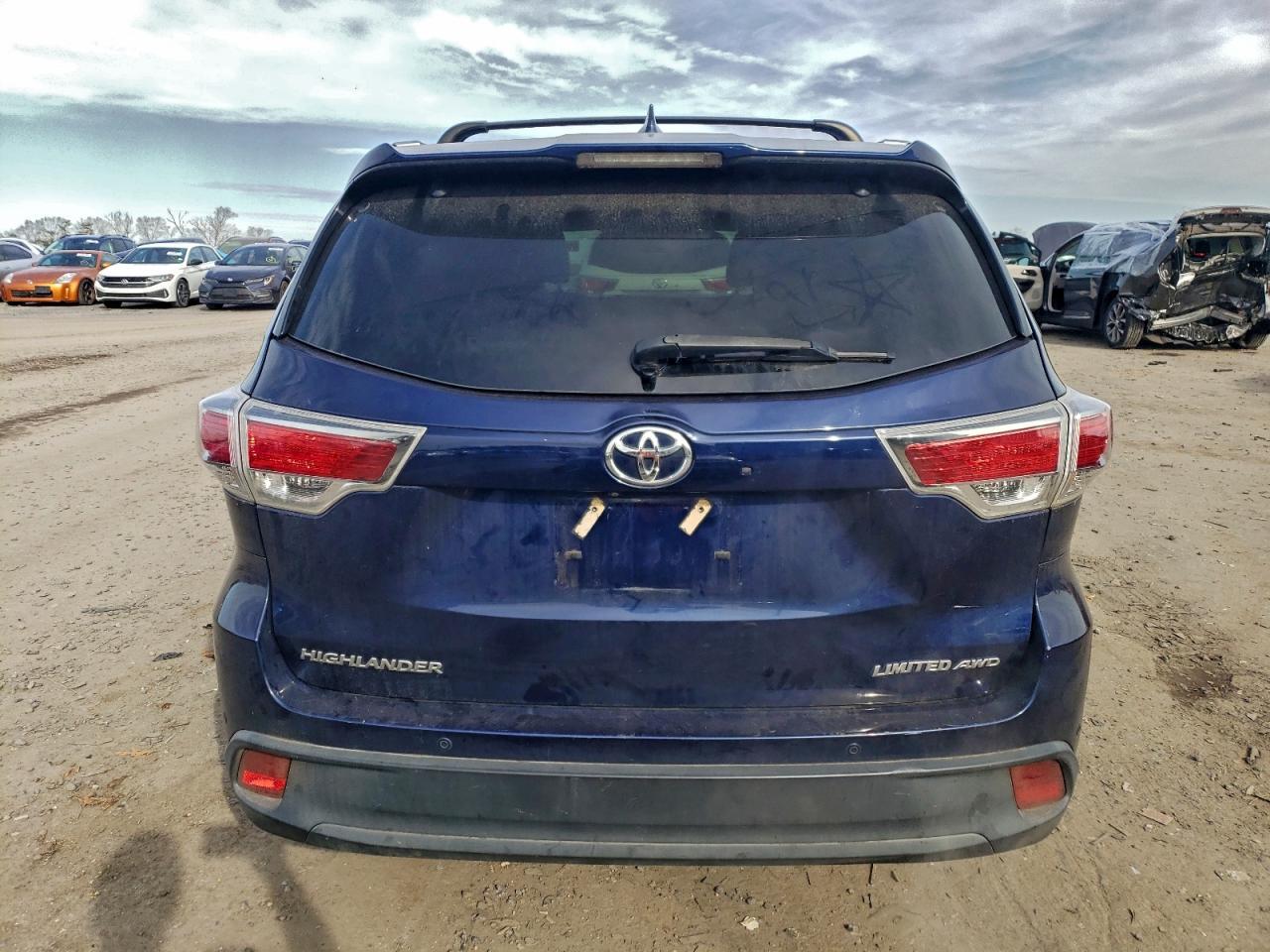 2016 Toyota Highlander Limited - Image 6