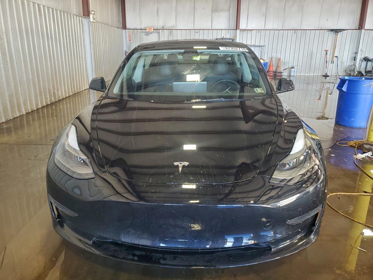 2023 Tesla Model 3 - Image 5
