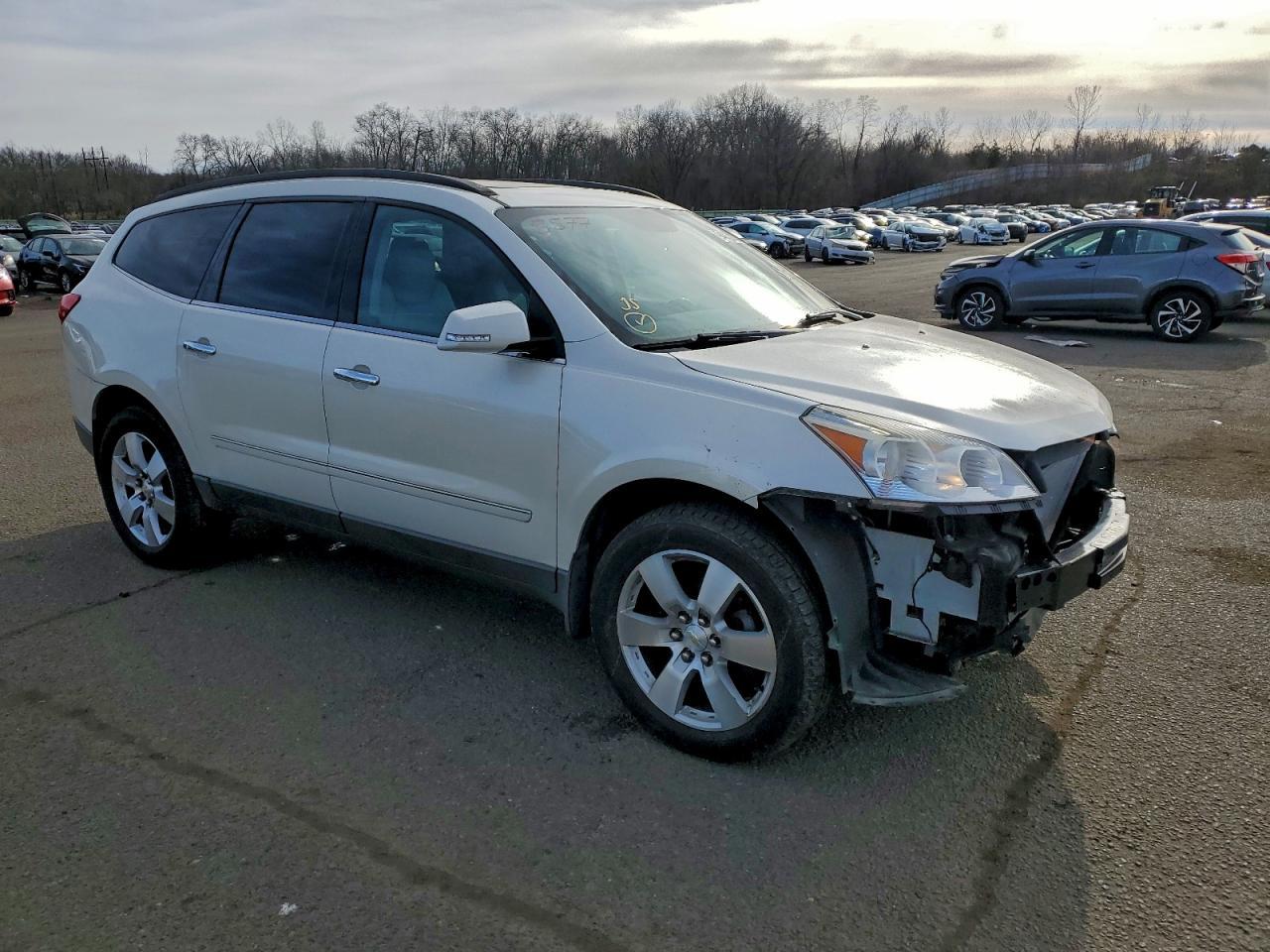 2012 Chevrolet Traverse Ltz - Image 4