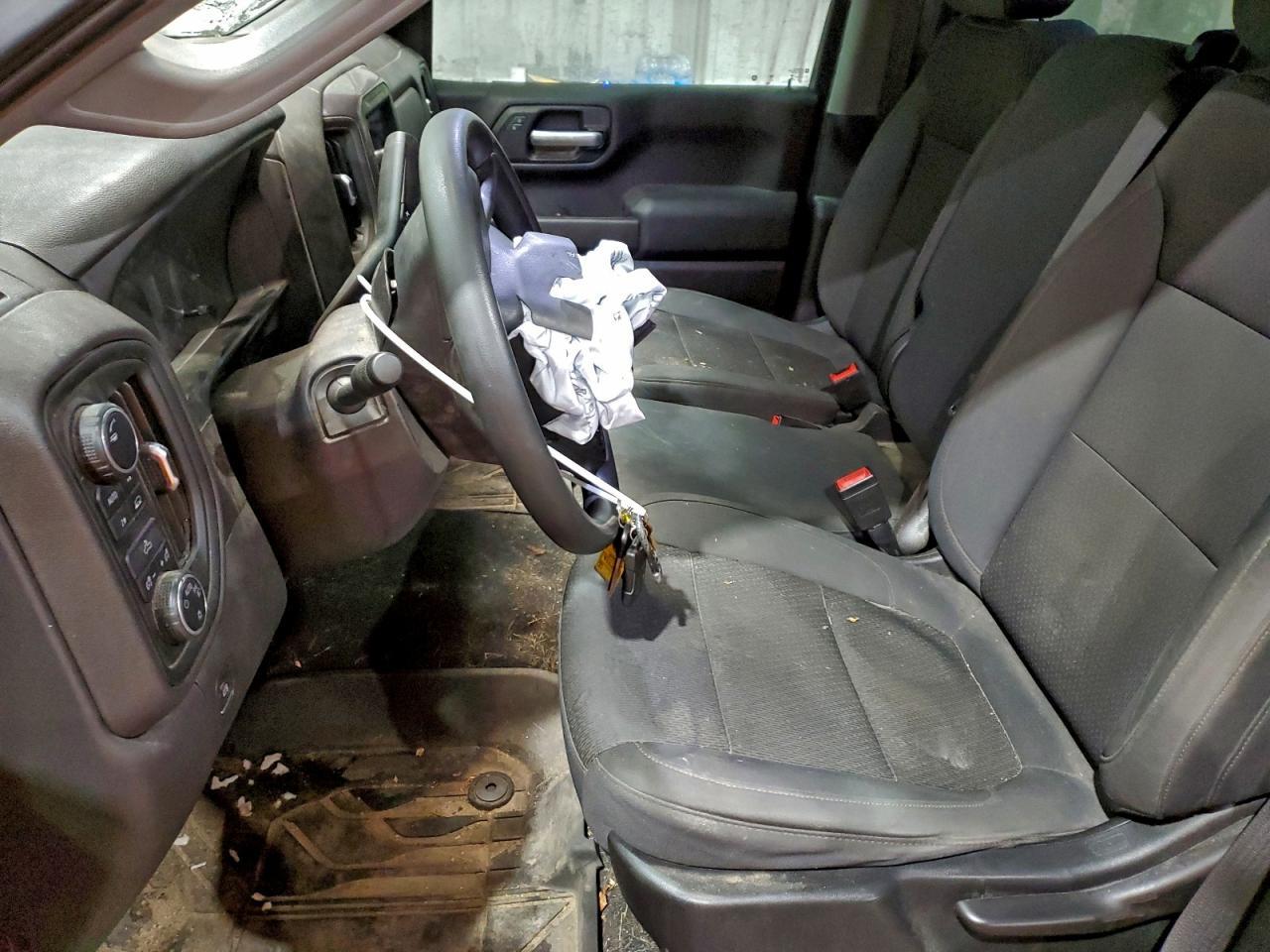 2019 Chevrolet Silverado K1500 Custom - Фото 7