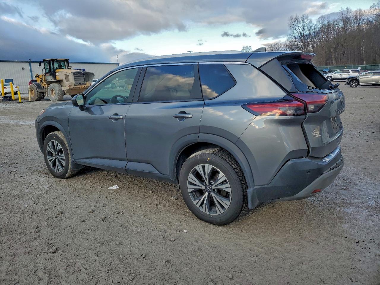 2023 Nissan Rogue Sv - Фото 2