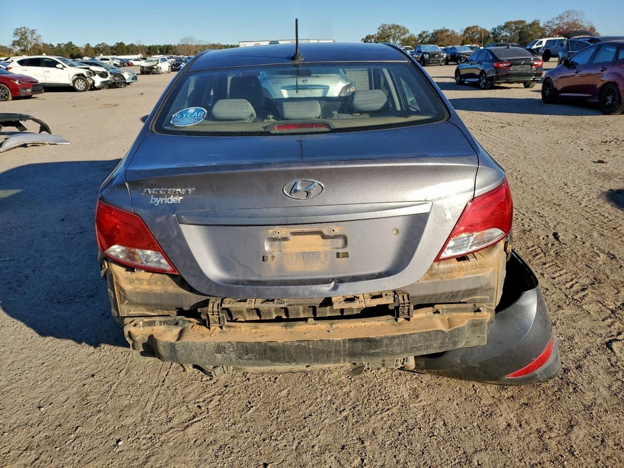 2016 Hyundai Accent Se - Фото 6