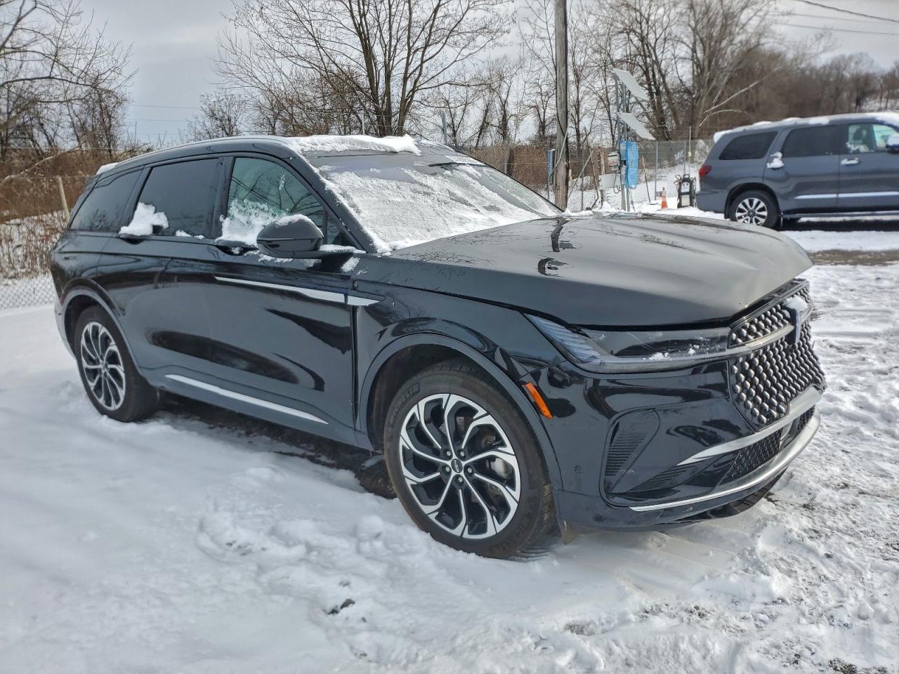 2024 Lincoln Nautilus Reserve - Image 4