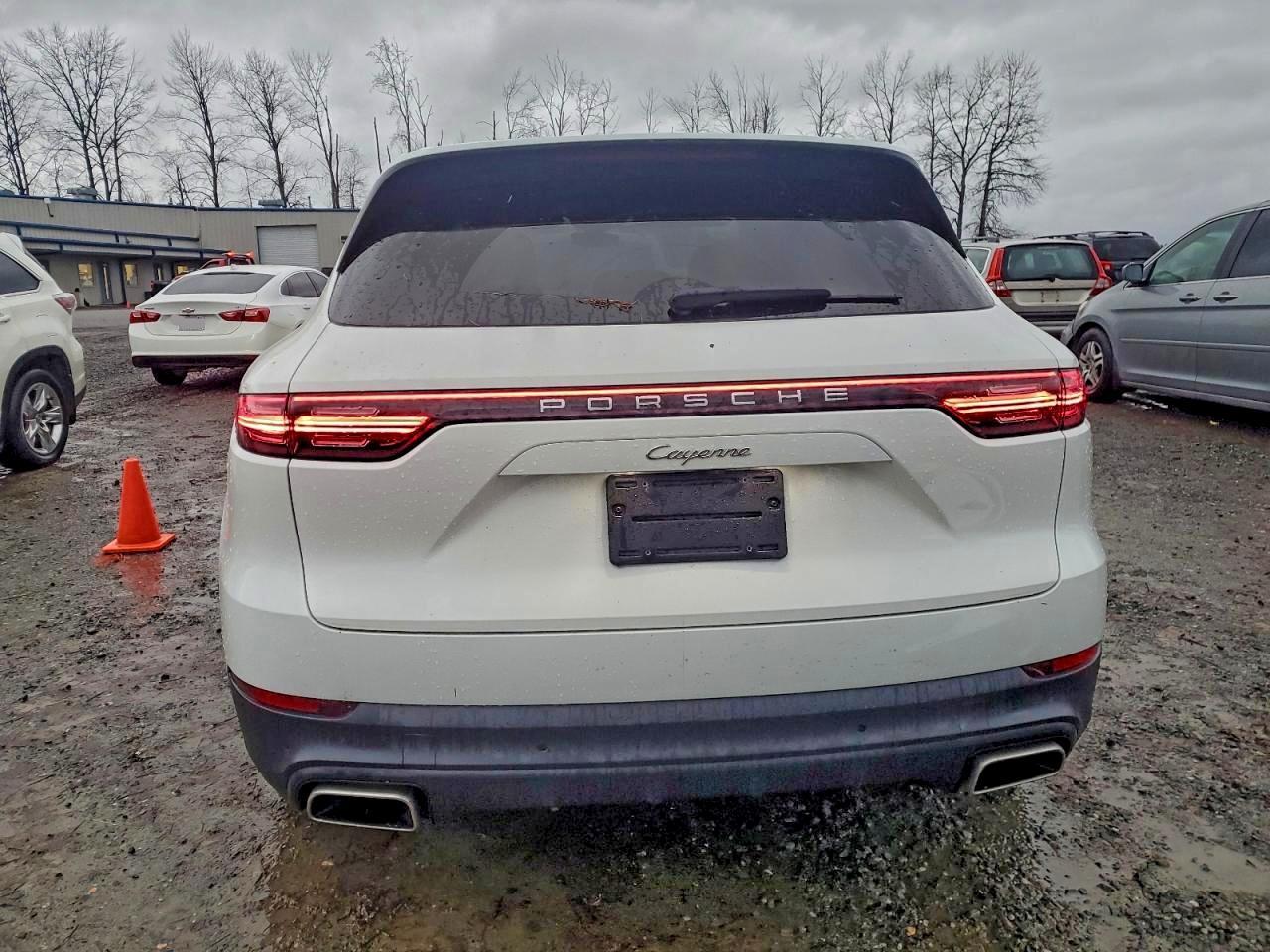 2021 Porsche Cayenne - Image 6