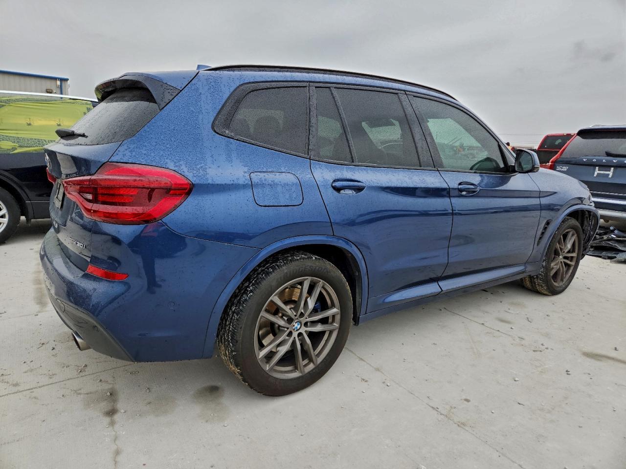 2020 BMW X3 Sdrive30I - Фото 3
