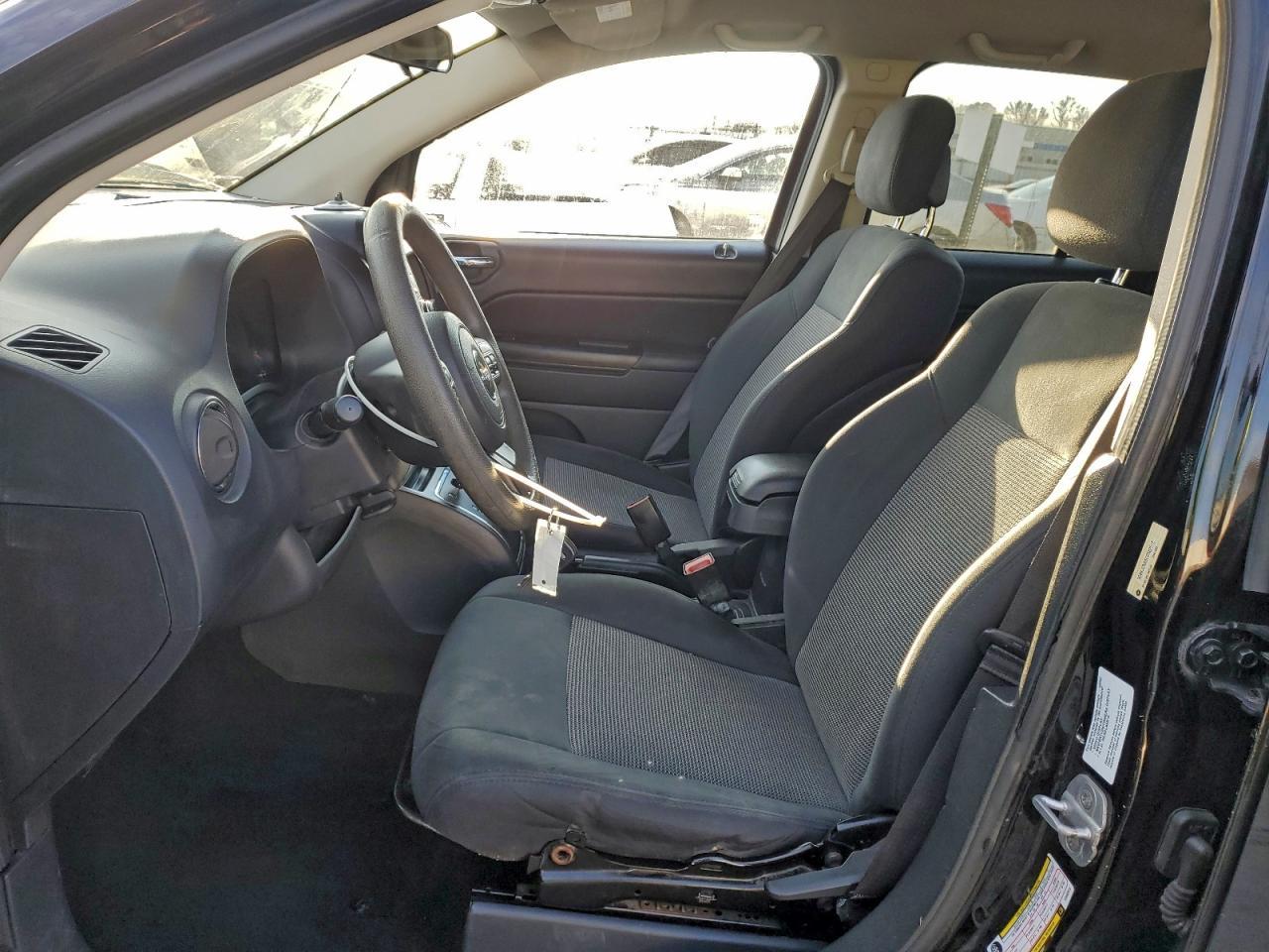 2012 Jeep Compass Sport - Фото 7