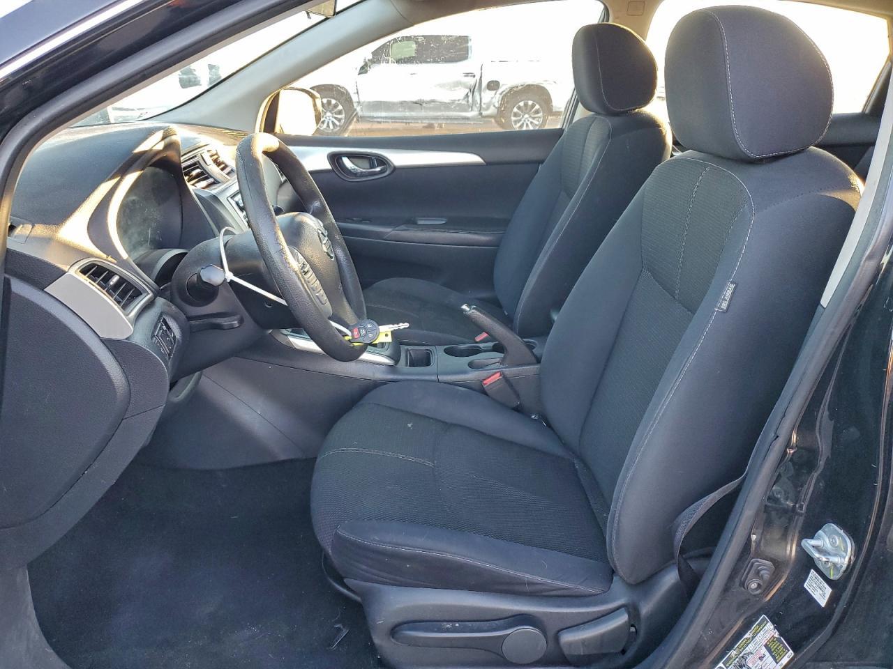 2016 Nissan Sentra S - Image 7