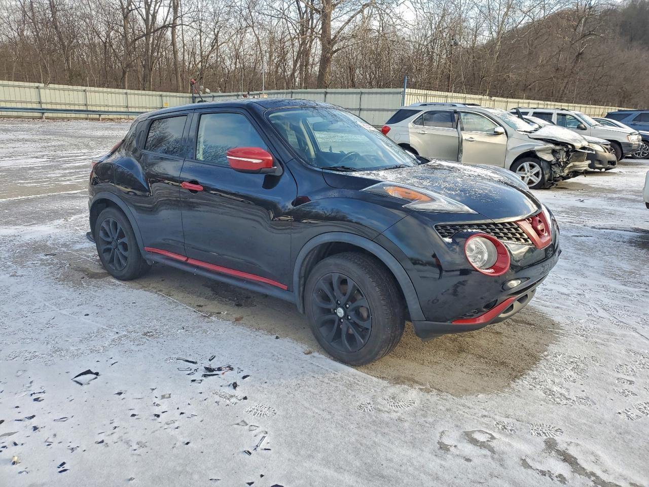 2015 Nissan Juke S - Image 4
