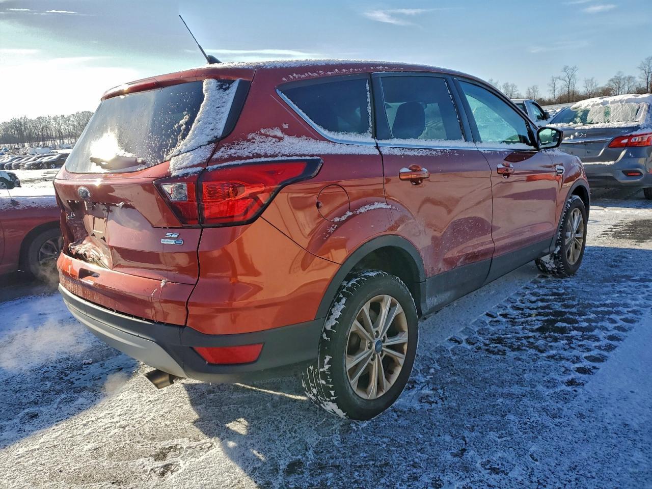 2019 Ford Escape Se - Фото 3