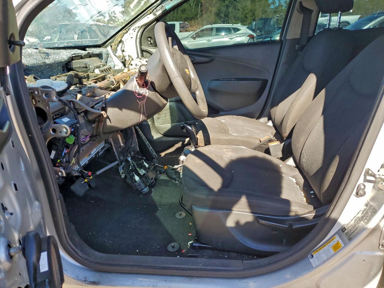 2019 Chevrolet Spark Ls - Фото 7