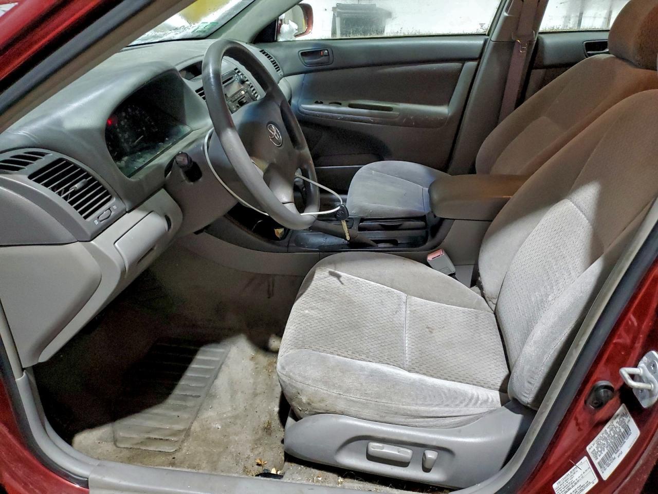 2003 Toyota Camry Le - Image 7